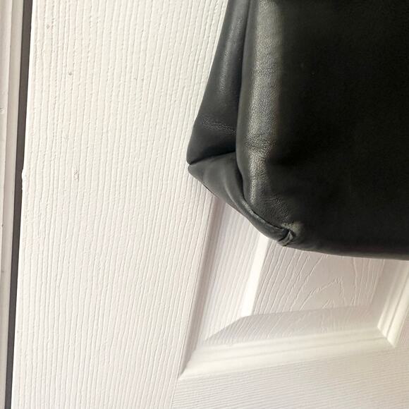 Tory Burch Lily Black Leather Slim Multi Pocket Gold Chainlink Crossbody Handbag - Picture 6 of 11